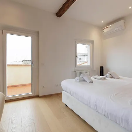 Appartement Duomo View